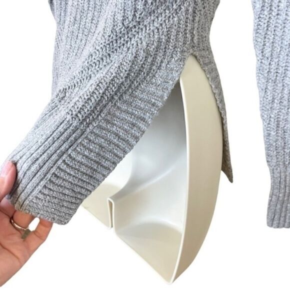 Toms for Target gray wool blend pull over sweater, size extra small - Picture 5 of 6